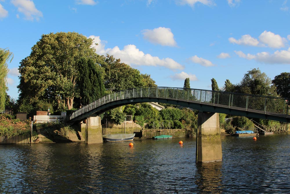 thames travel east twickenham