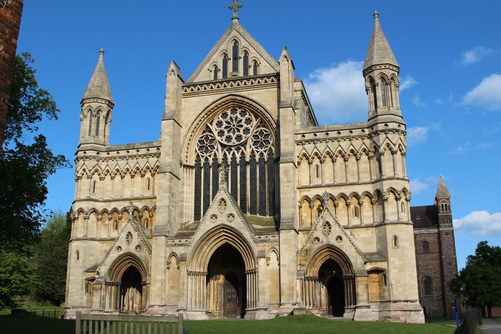 The Cathedral and Abbey Church of St. Alban, St. Albans - Beautiful ...
